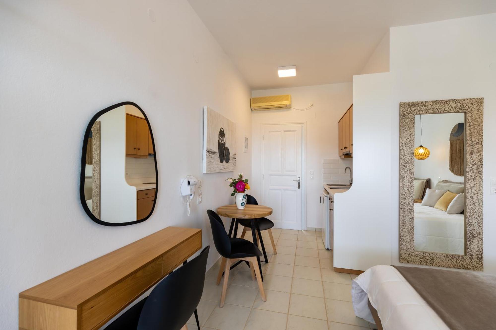אפולוניה Eutuxia Rooms & Studios מראה חיצוני תמונה